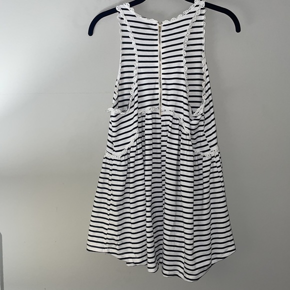 NWOT • POL BLACK & WHITE STRIPE BABYDOLL HEM TOP - Picture 3 of 6